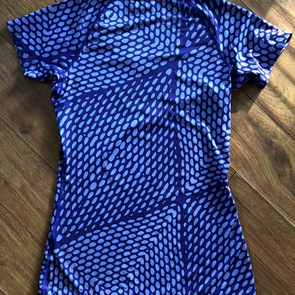 Nike PRO Fitted Shirt - Dri Fit - Picture 2 of 3